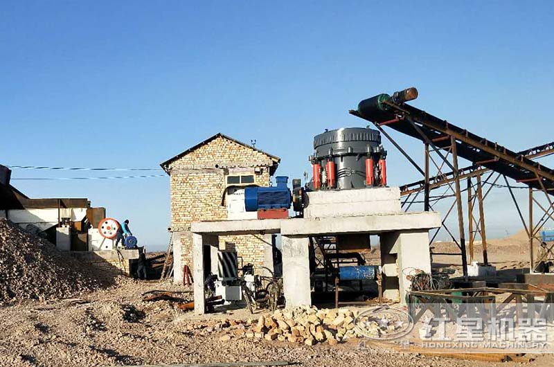 山东客户时产150吨圆锥破碎机作业现场 山东客户时产150吨圆锥破碎机作业现场